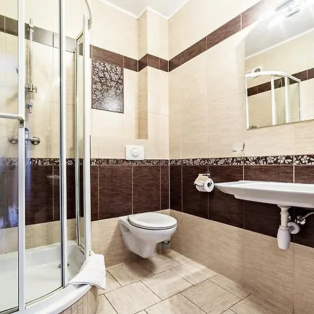 Classic فندق مبيت وإفطار 4*