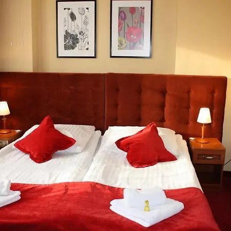 Classic فندق مبيت وإفطار 4*