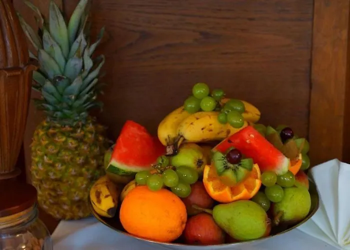 Classic לינה וארוחת בוקר קרפאז'