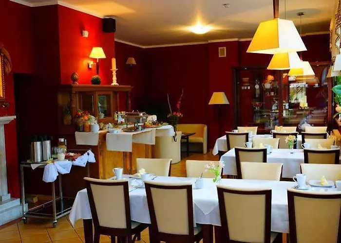 Classic לינה וארוחת בוקר קרפאז'