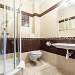 Classic فندق مبيت وإفطار 3*